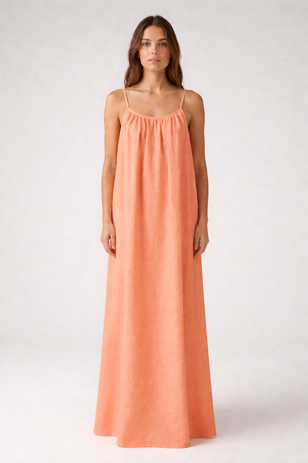 STUNNING BACKLESS MAXI DRESS