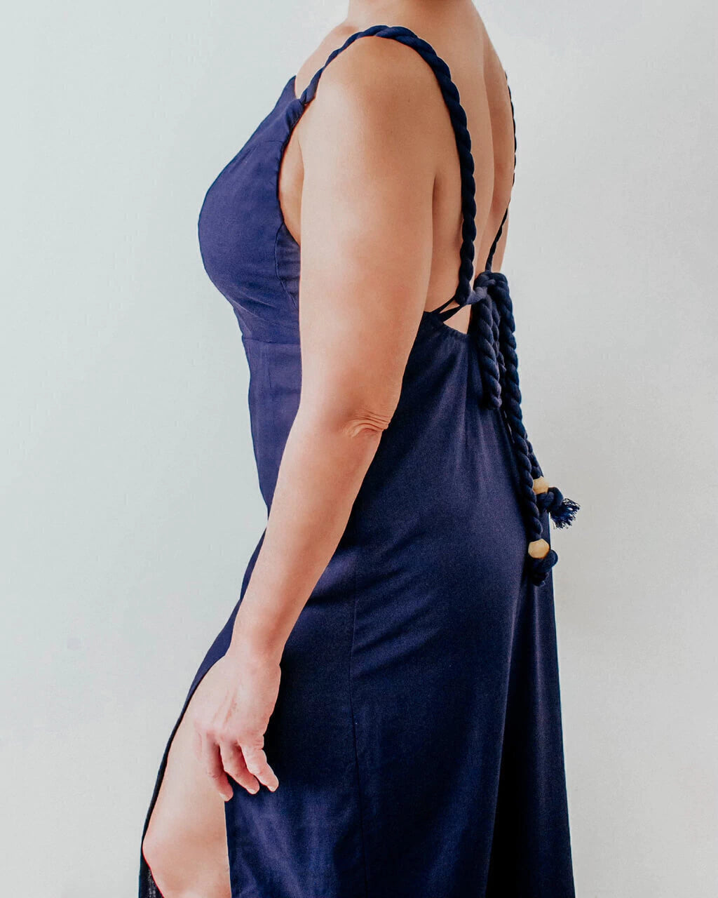 LUNA BACKLESS LINEN MAXI DRESS - MIDNIGHT BLUE