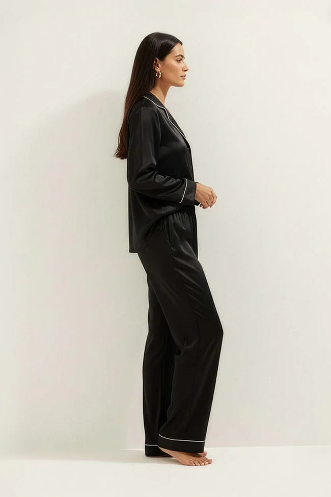 PLAIN SILK - BLACK