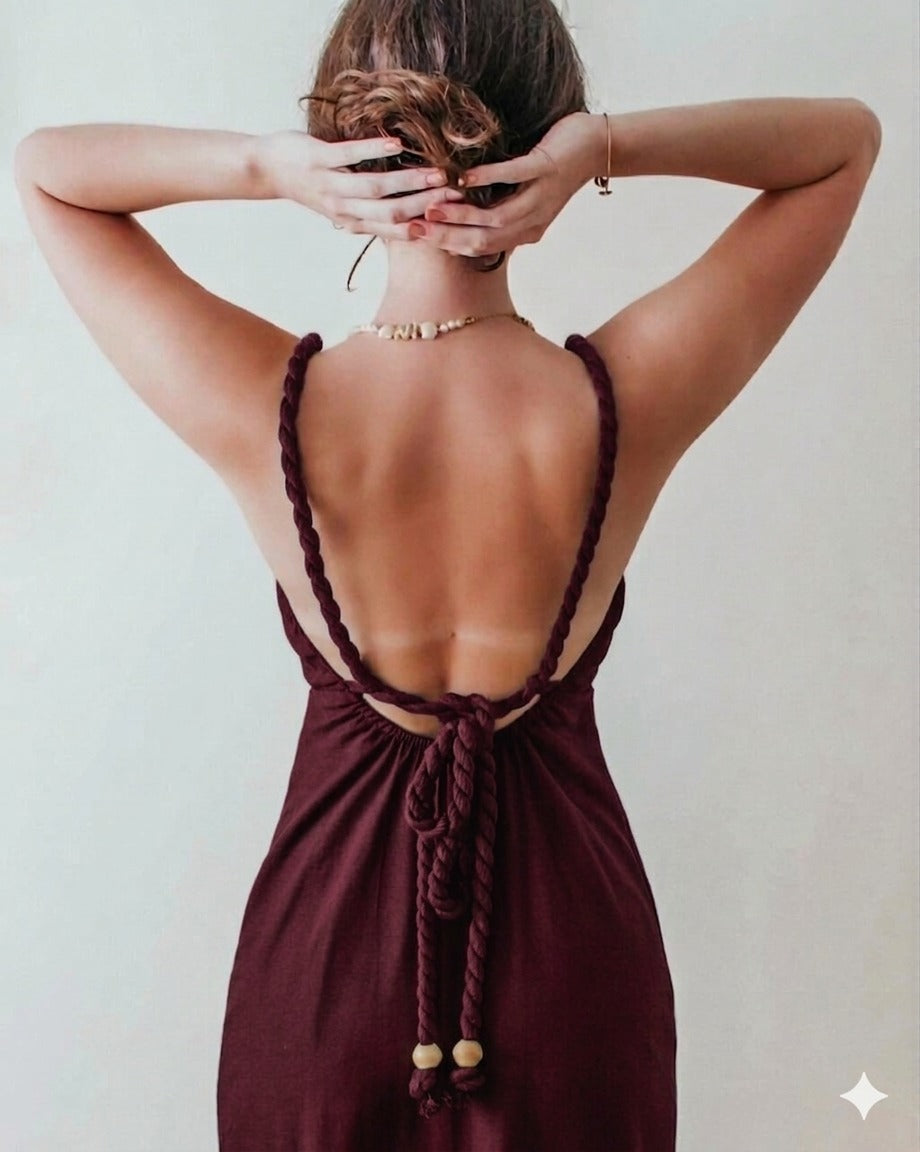LUNA BACKLESS LINEN MAXI DRESS - DEEP RED