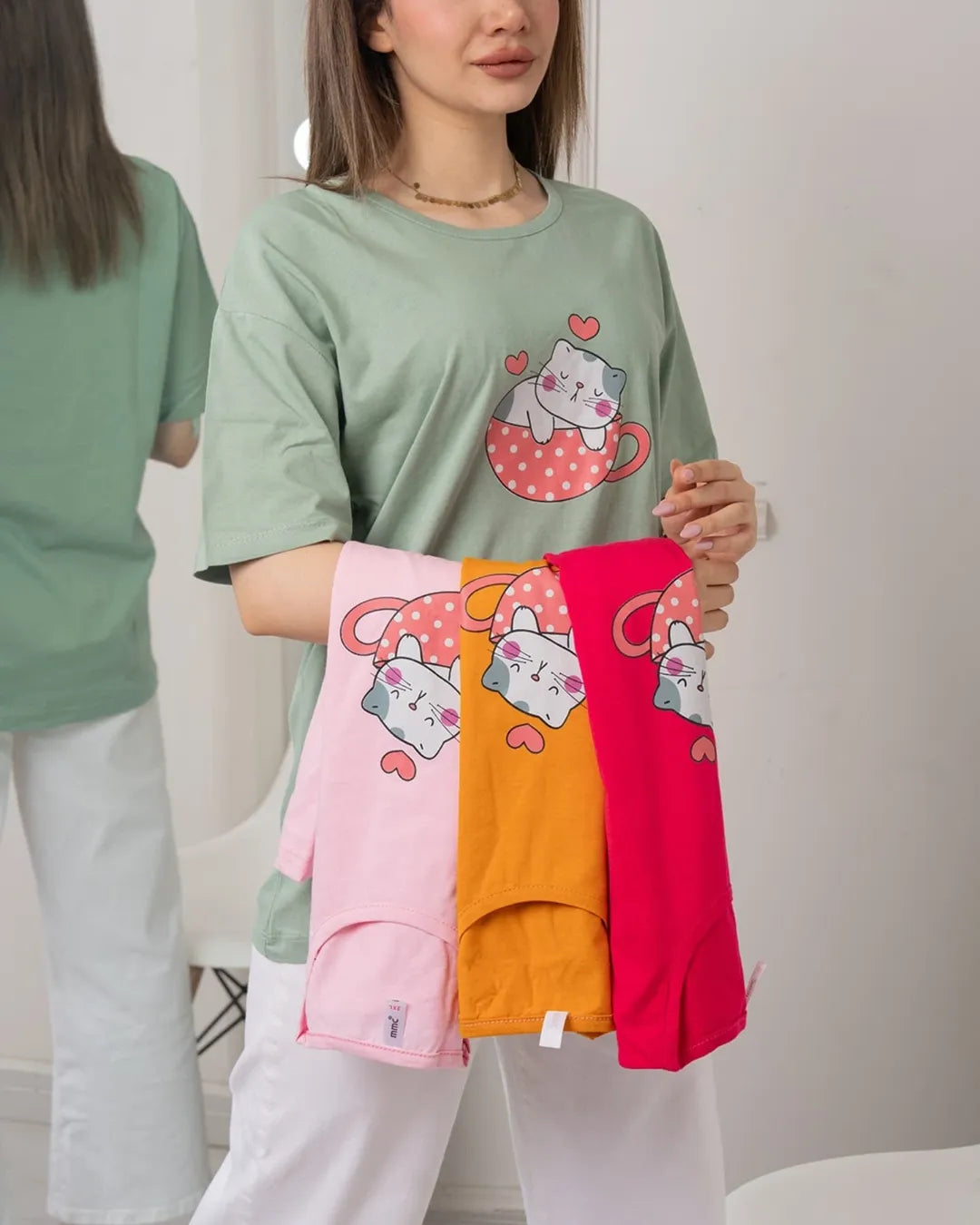 Basket Kitty Printed Drop Shoulder Tees